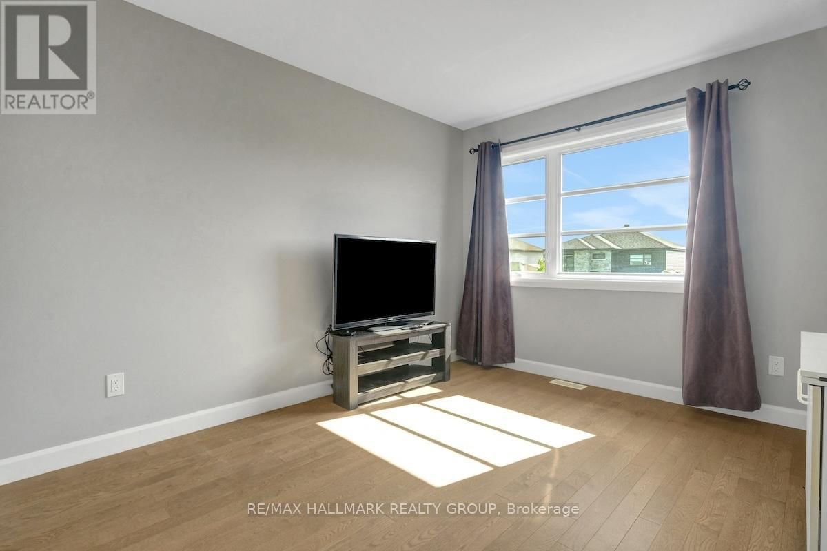 609 MISTY STREET Image 28