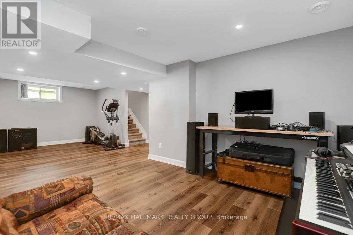 609 MISTY STREET Image 35