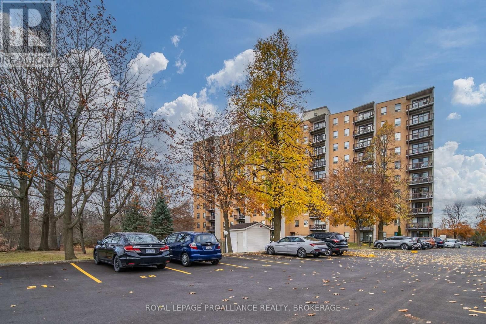 510 - 66 GREENVIEW DRIVE Image 25