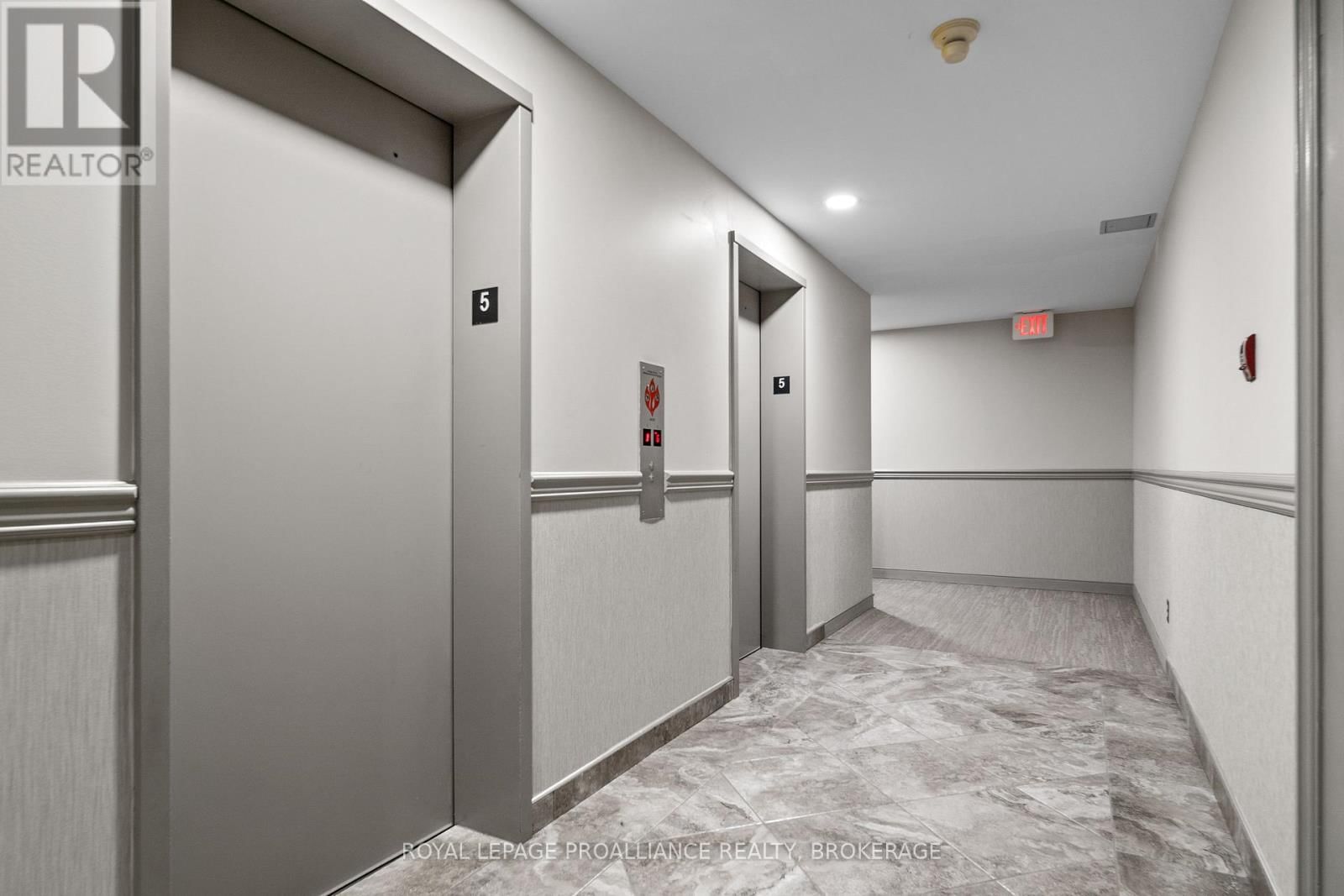 510 - 66 GREENVIEW DRIVE Image 3