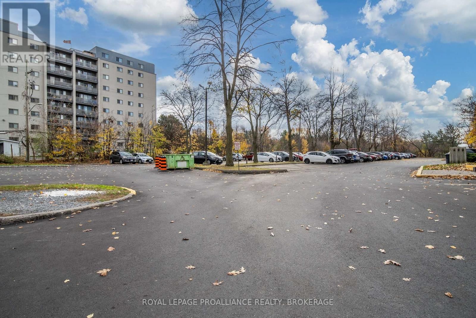 510 - 66 GREENVIEW DRIVE Image 31