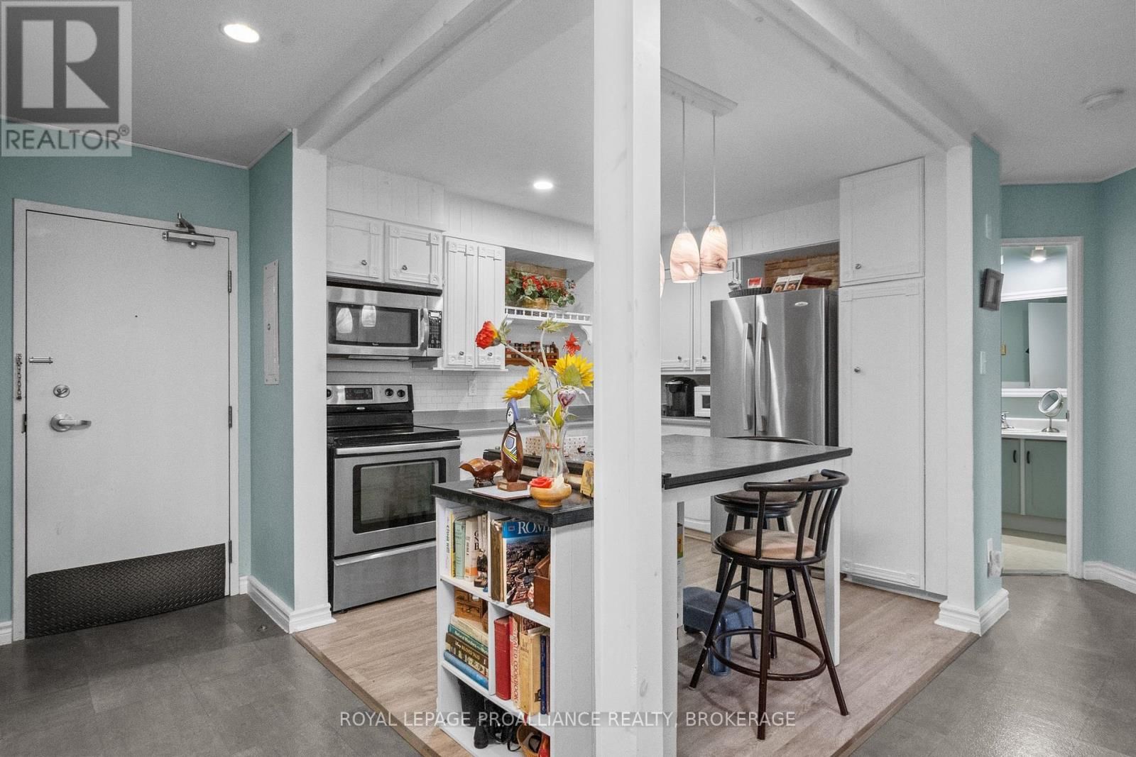 510 - 66 GREENVIEW DRIVE Image 6