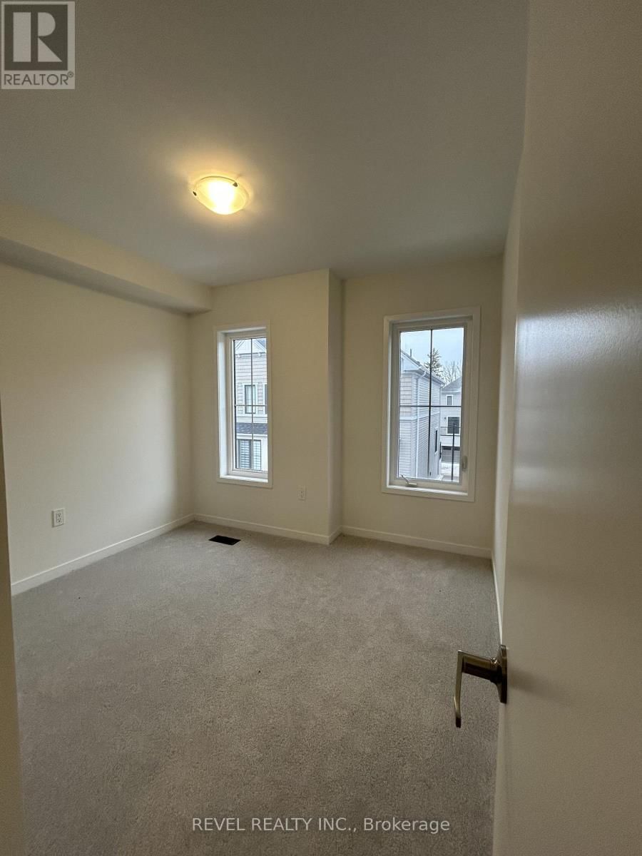 15 CLEVELAND COMMON Image 21