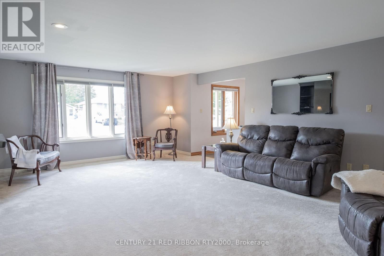 51 QUEEN STREET Image 15