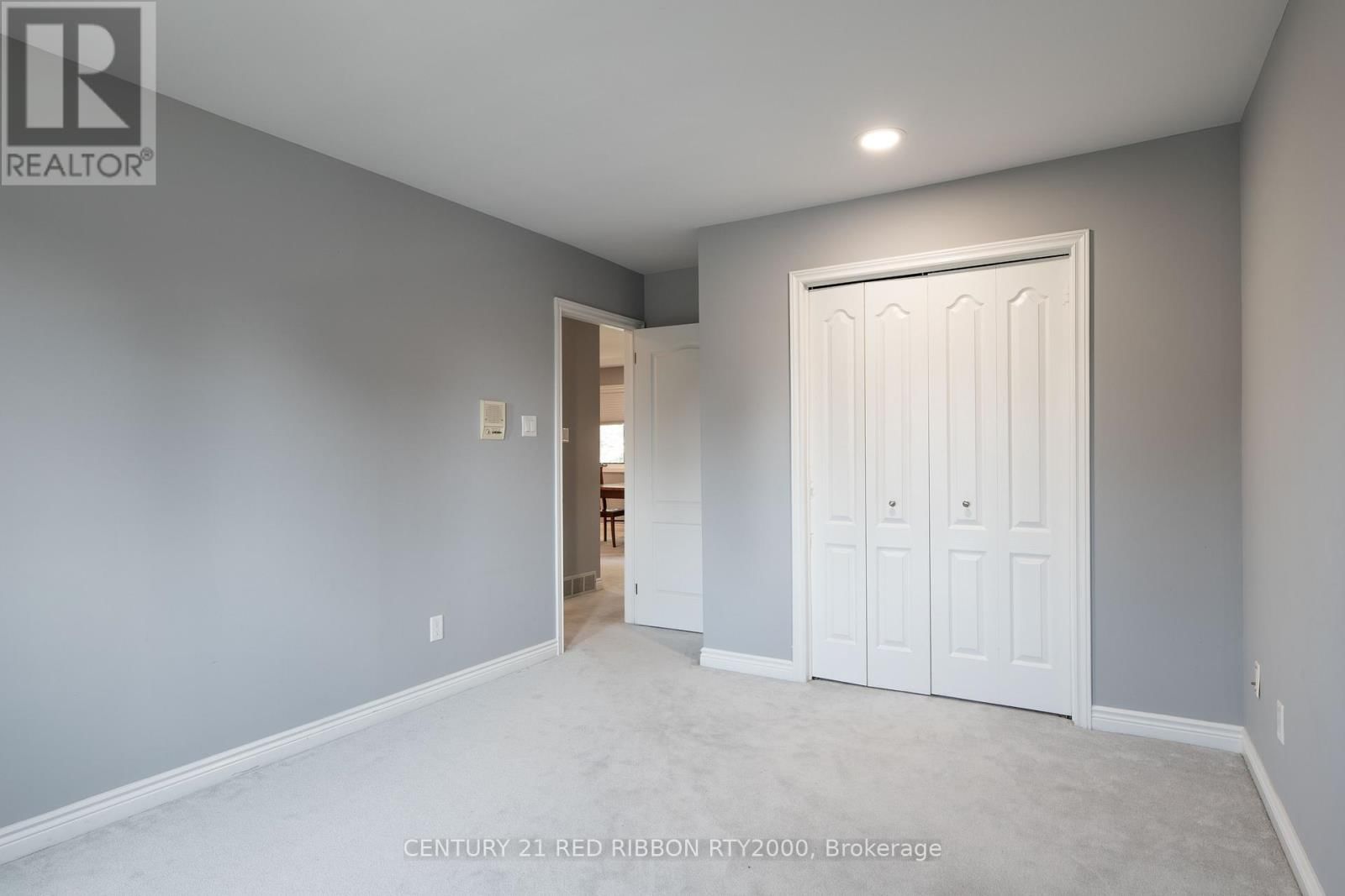 51 QUEEN STREET Image 26