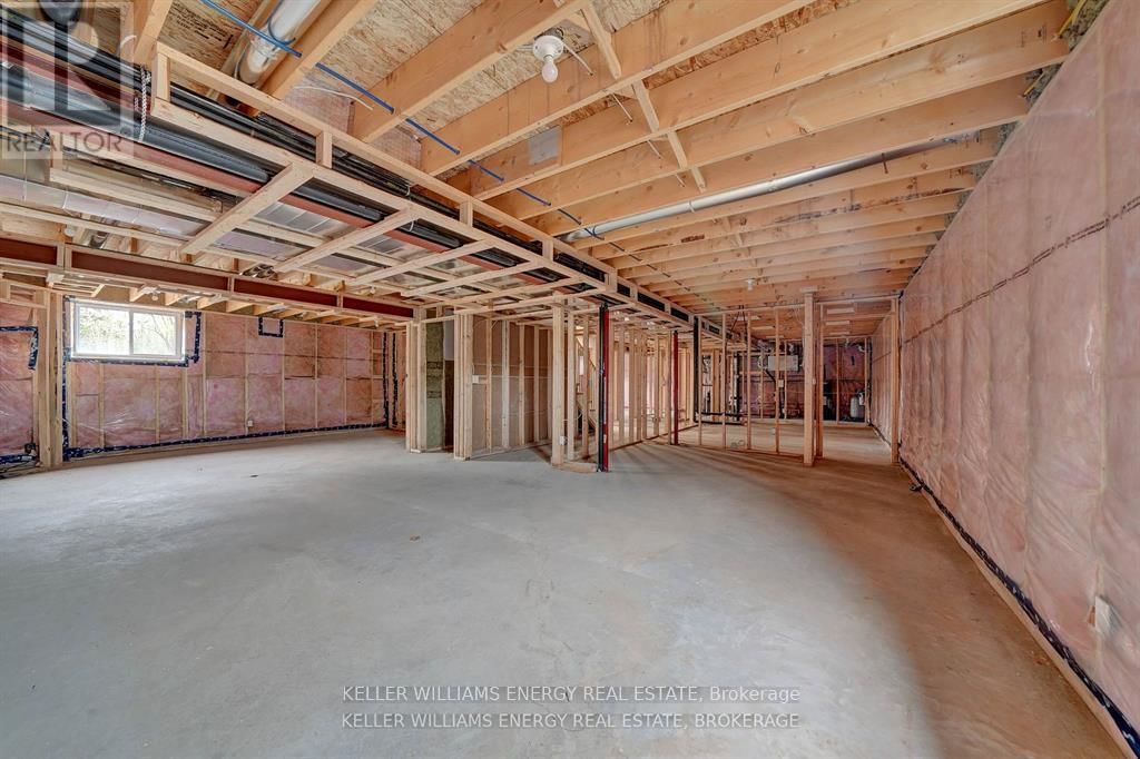 1032 BURR ROAD Image 45