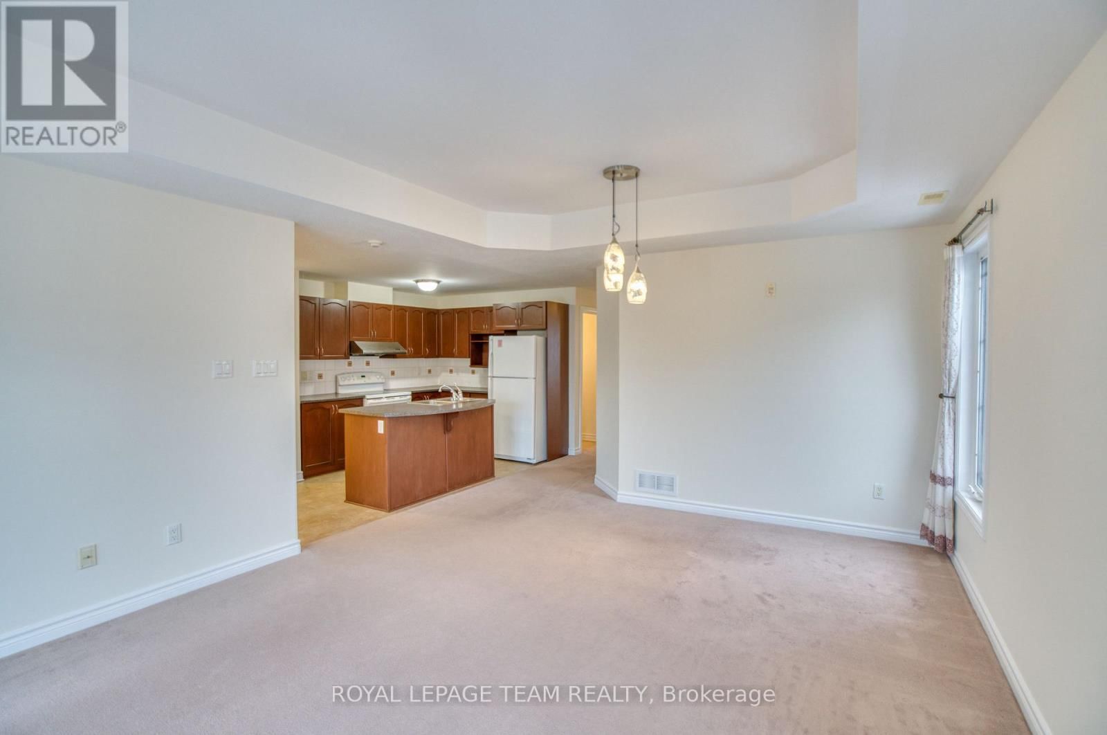 7 - 176 PASEO PRIVATE Image 13