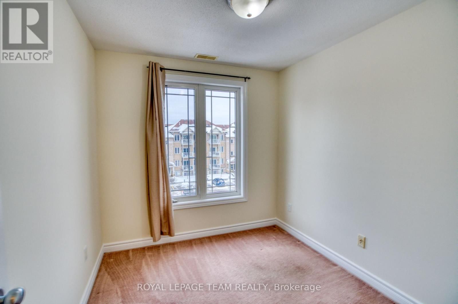 7 - 176 PASEO PRIVATE Image 18