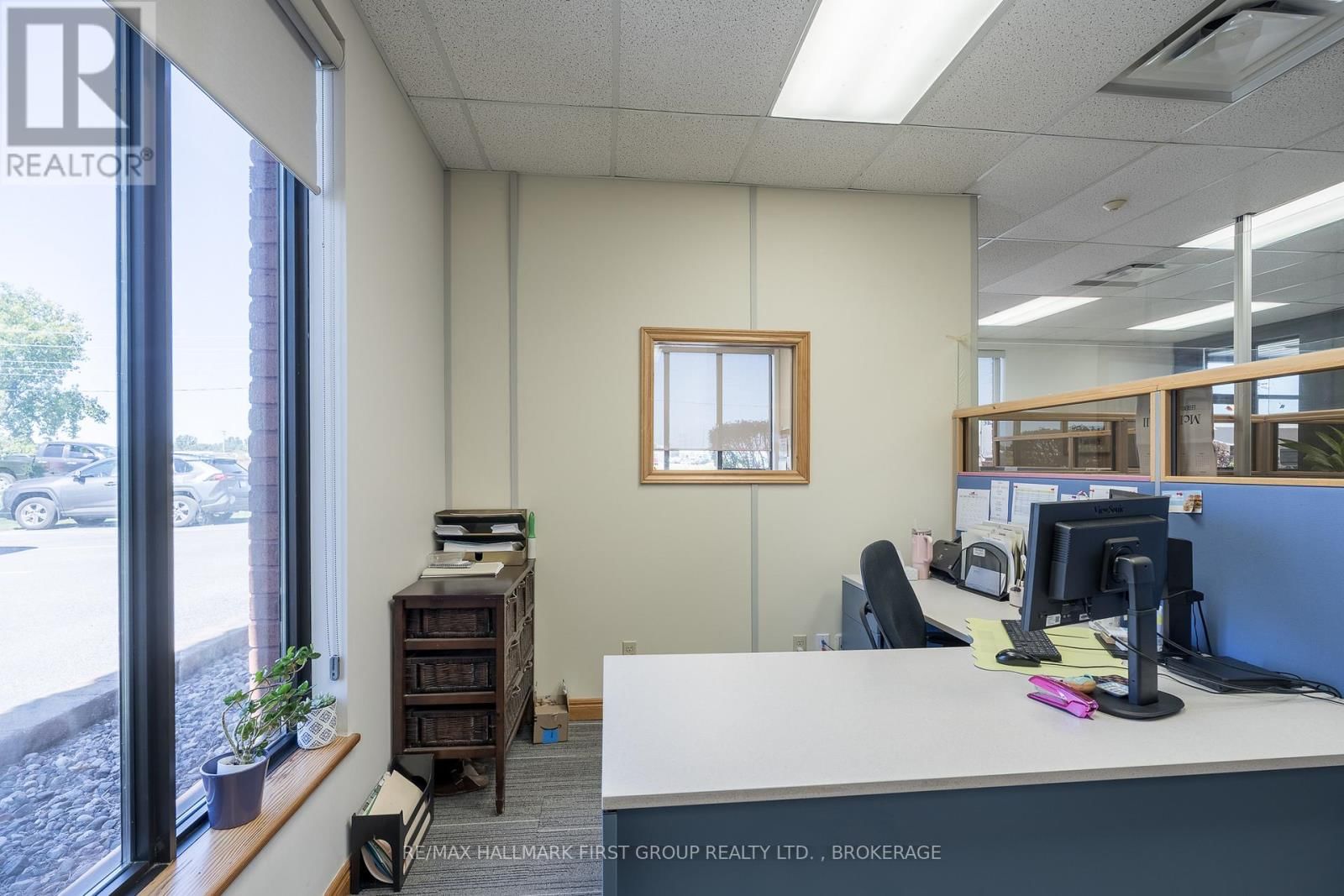 90 INDUSTRIAL BOULEVARD Image 28