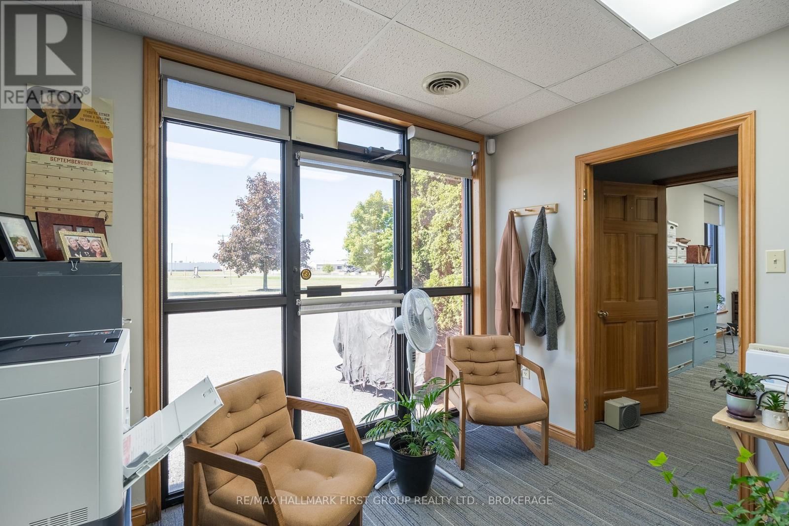 90 INDUSTRIAL BOULEVARD Image 30