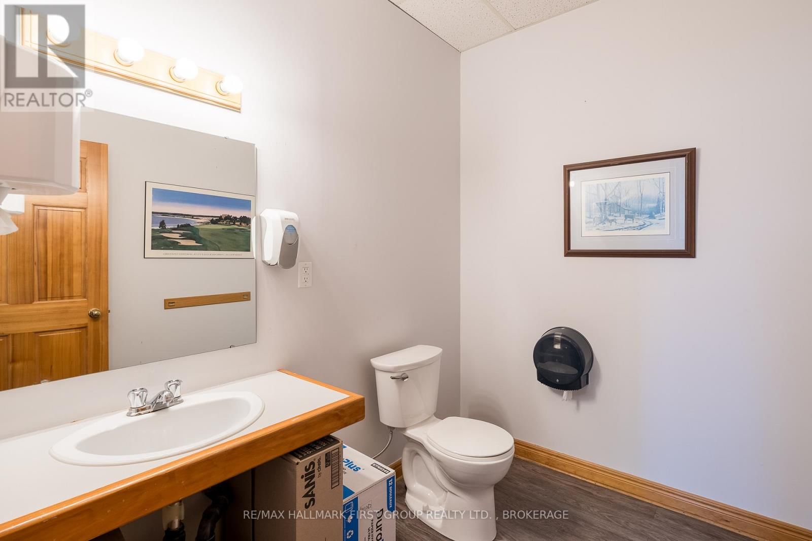 90 INDUSTRIAL BOULEVARD Image 39