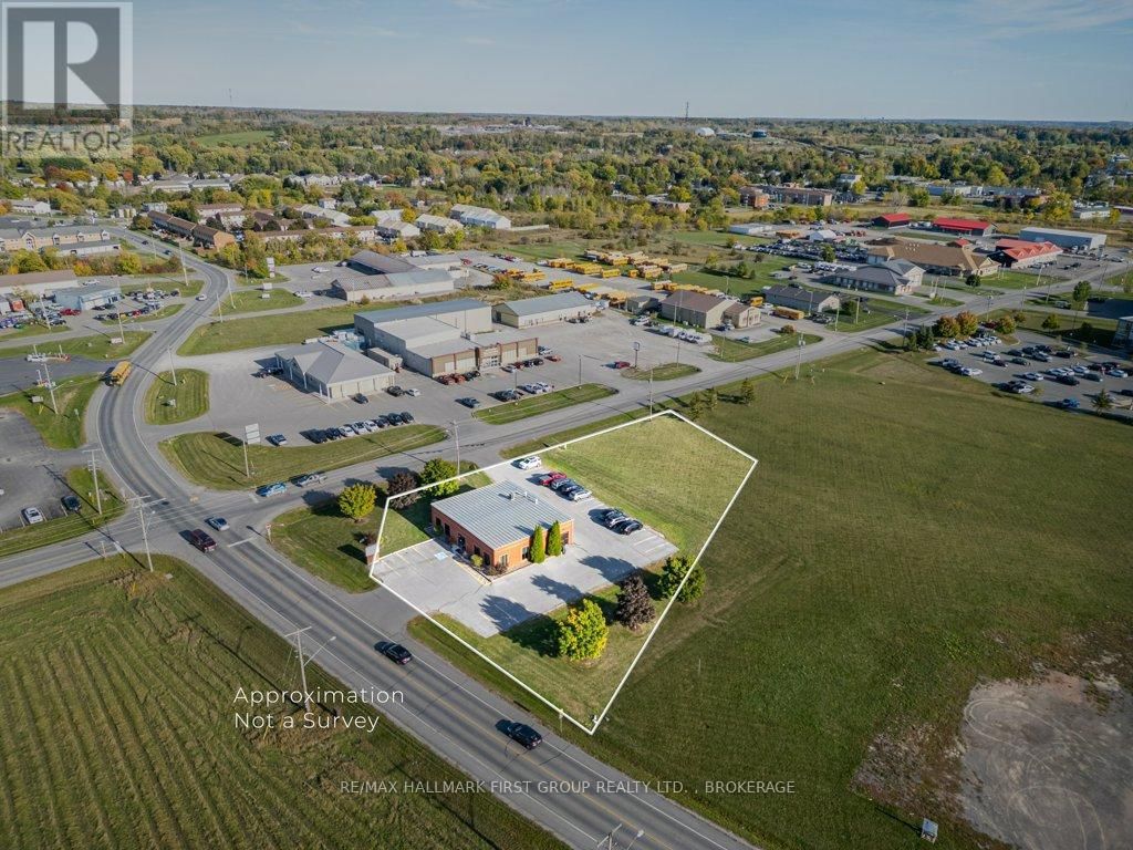 90 INDUSTRIAL BOULEVARD Image 4