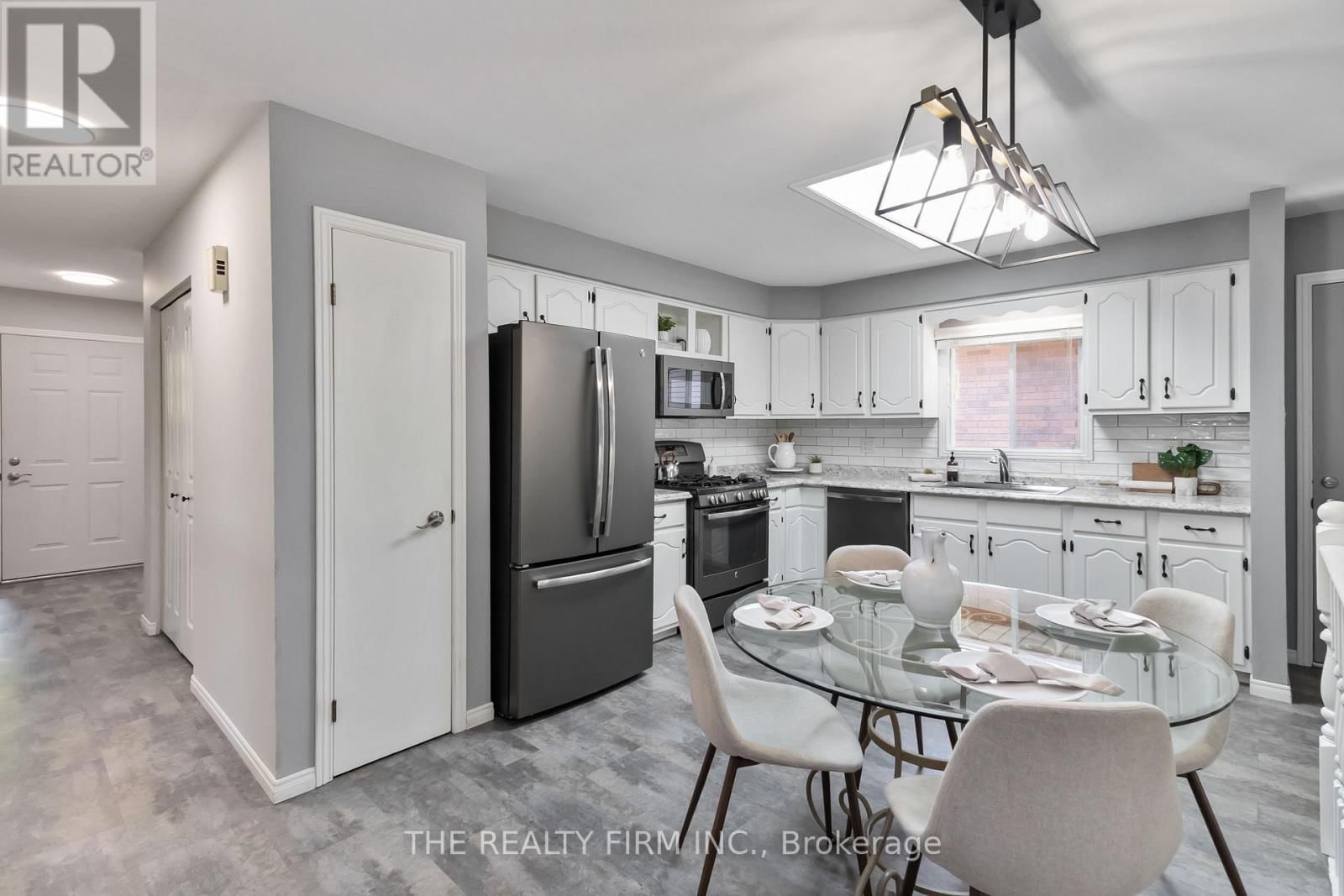 1060 GUILDWOOD BOULEVARD Image 15