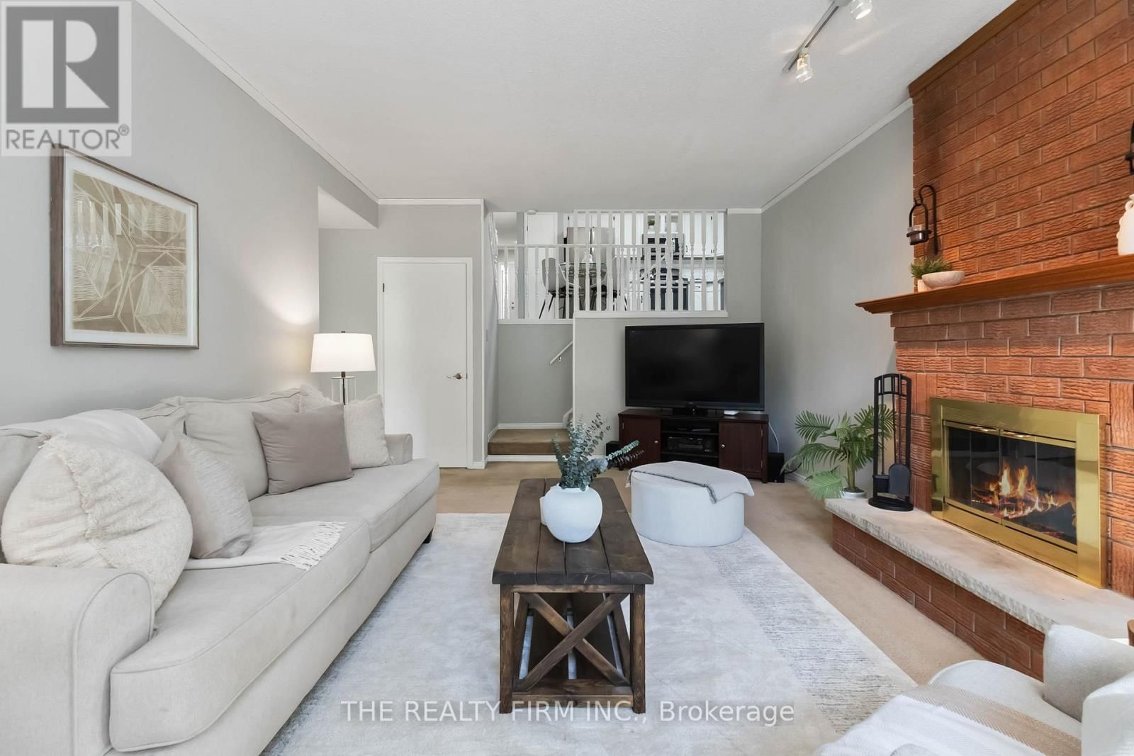 1060 GUILDWOOD BOULEVARD Image 28