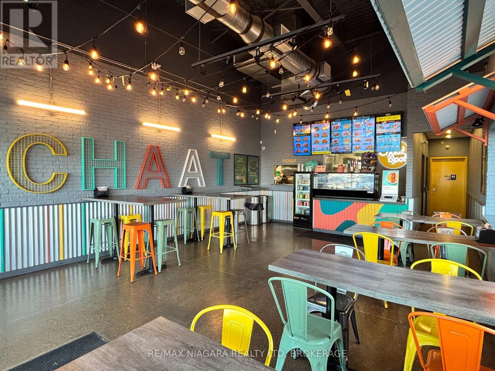 Unit #4 - 1356 SOUTH SERVICE ROAD SOUTH Image 7