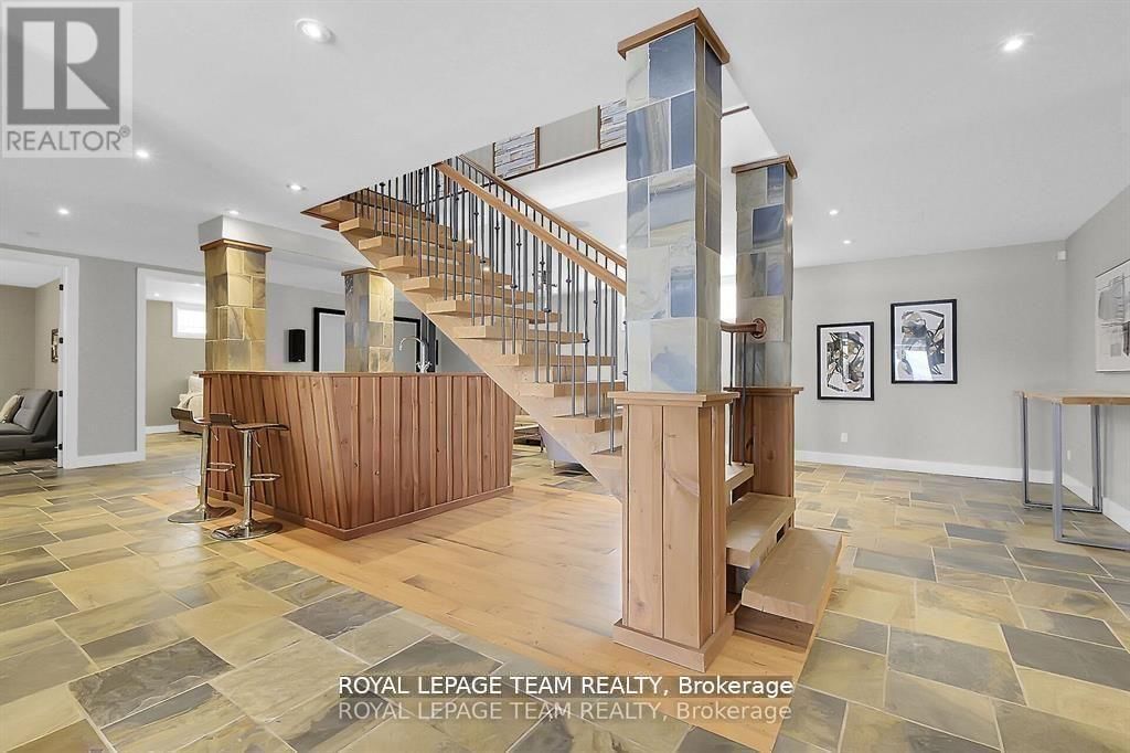 3886 ARMITAGE AVENUE Image 29