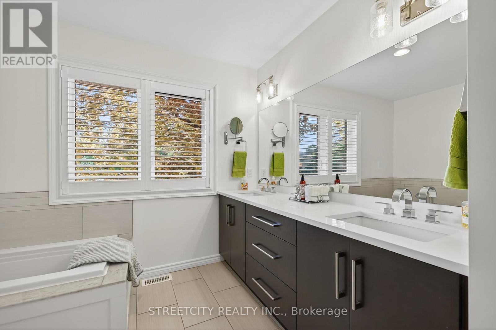 2 - 152 ALBERT STREET Image 25