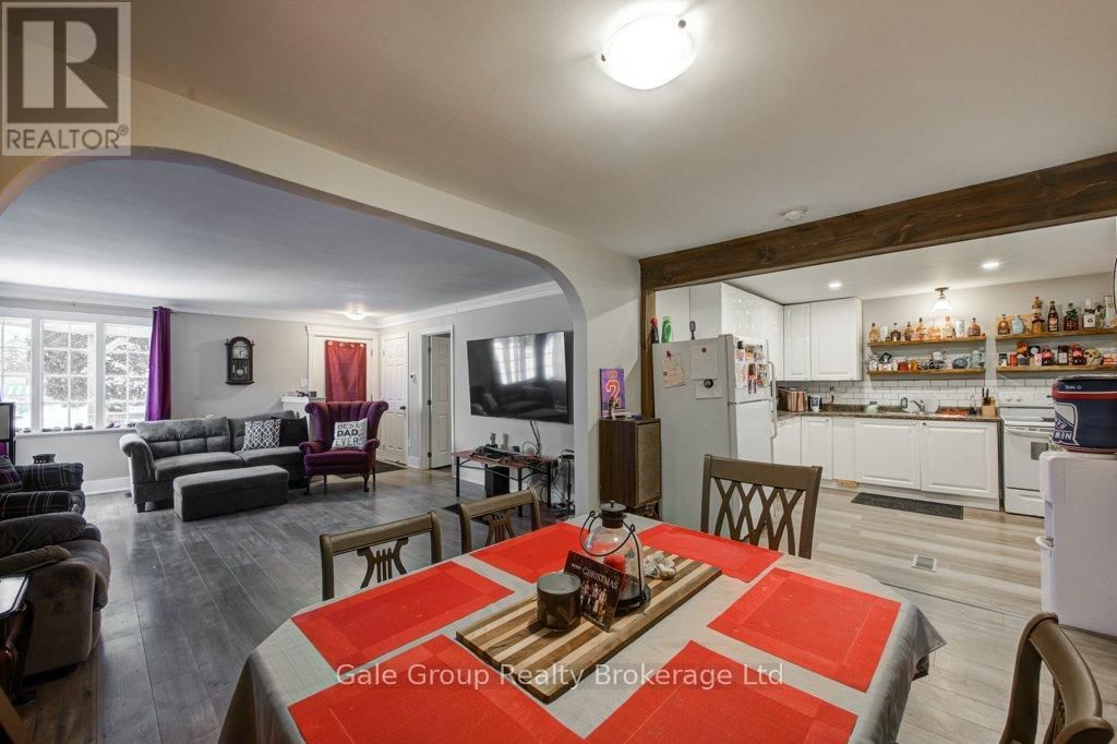 20 TEEPLE STREET Image 25