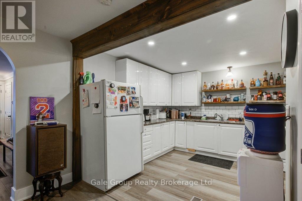 20 TEEPLE STREET Image 26