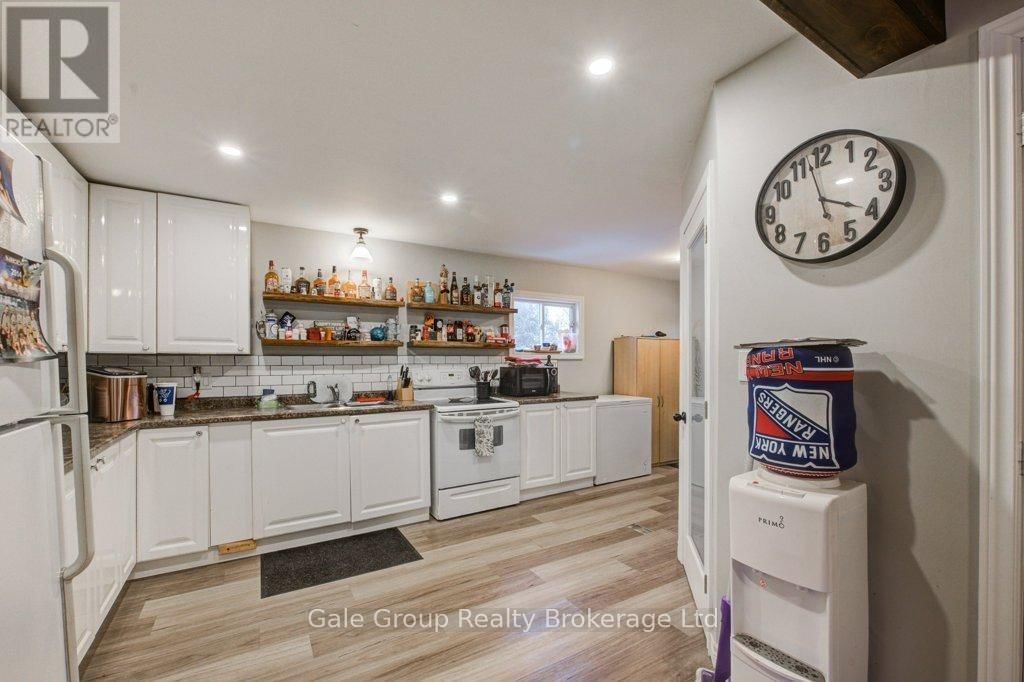 20 TEEPLE STREET Image 27