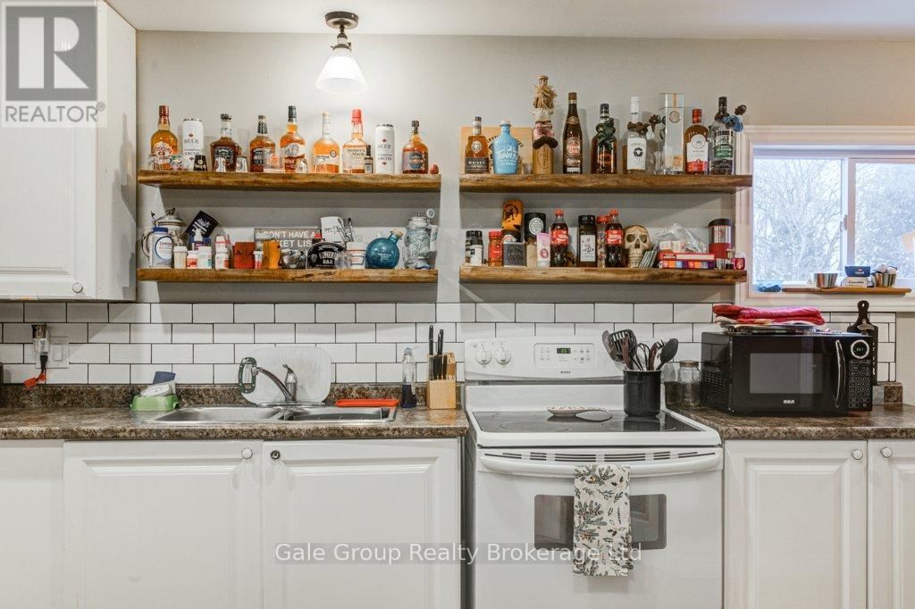 20 TEEPLE STREET Image 29