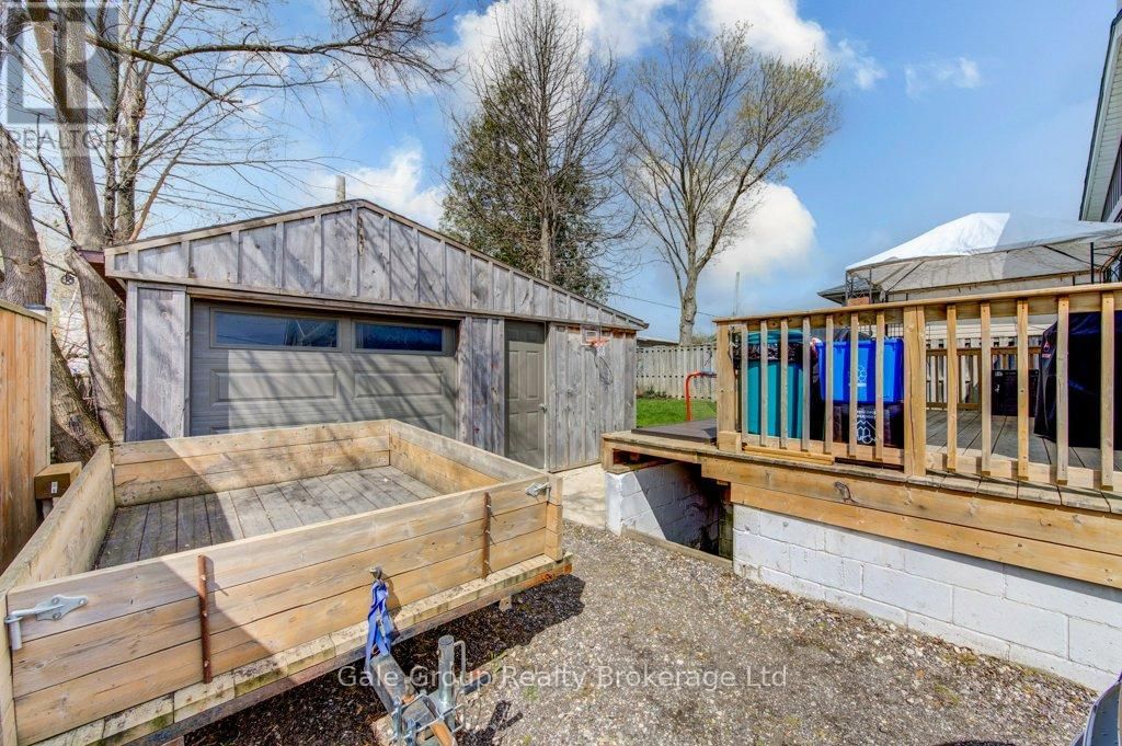 20 TEEPLE STREET Image 34