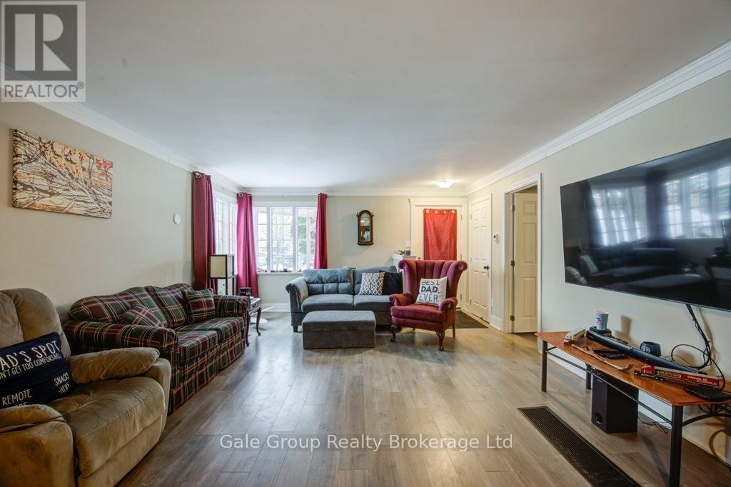 20 TEEPLE STREET Image 7