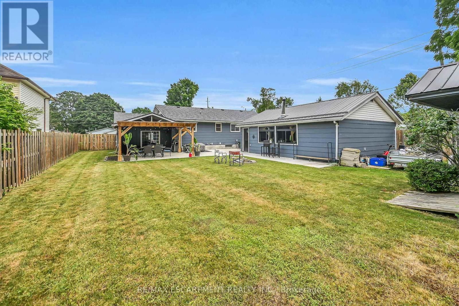 4 CLIFFORD STREET Image 1