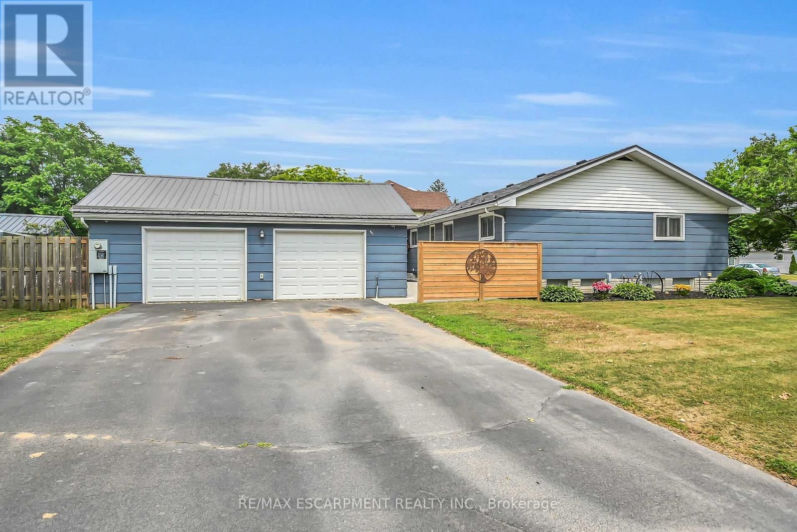 4 CLIFFORD STREET Image 2