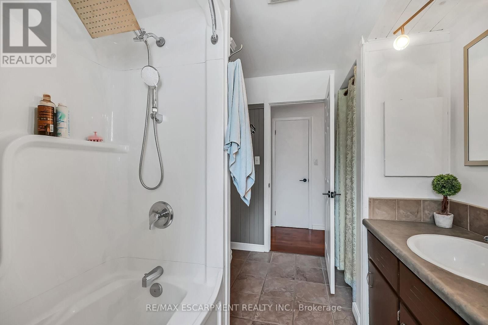 4 CLIFFORD STREET Image 22