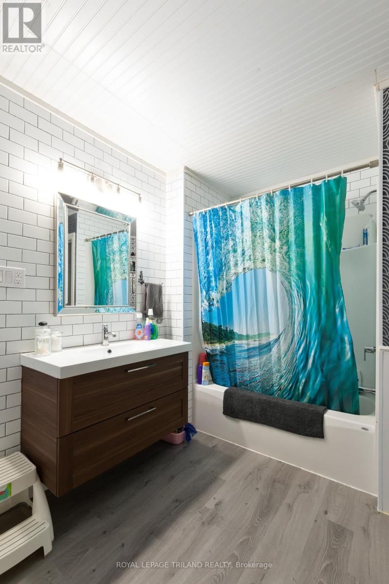 9664 BELMONT ROAD Image 23