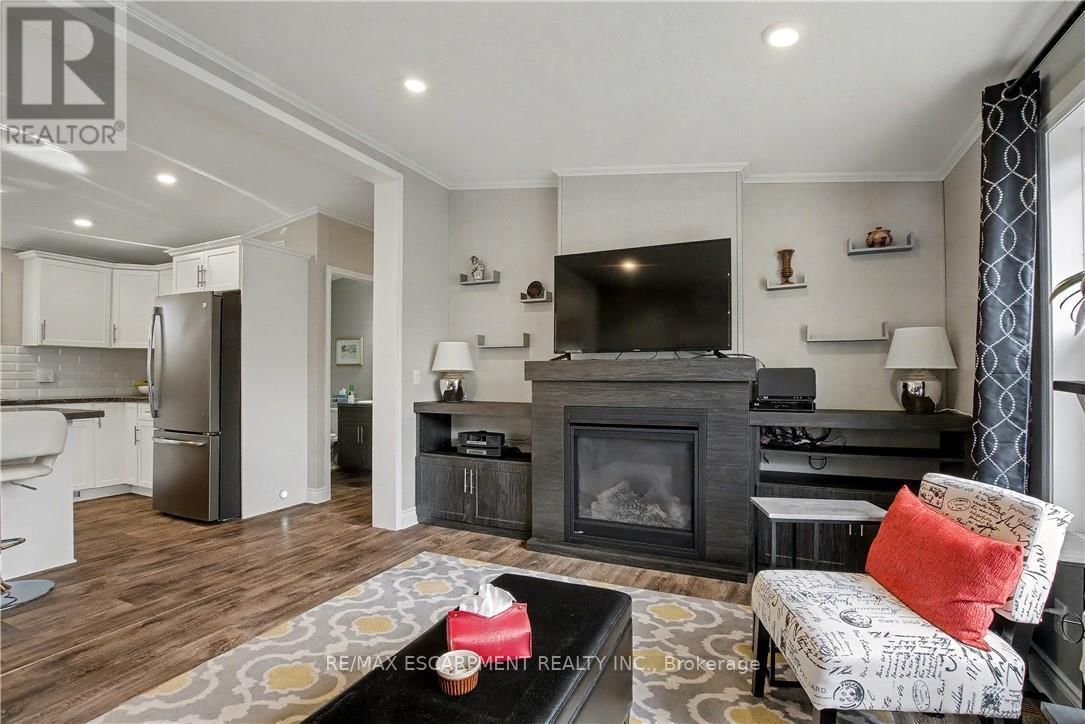 16 - 1429 SHEFFIELD ROAD Image 14