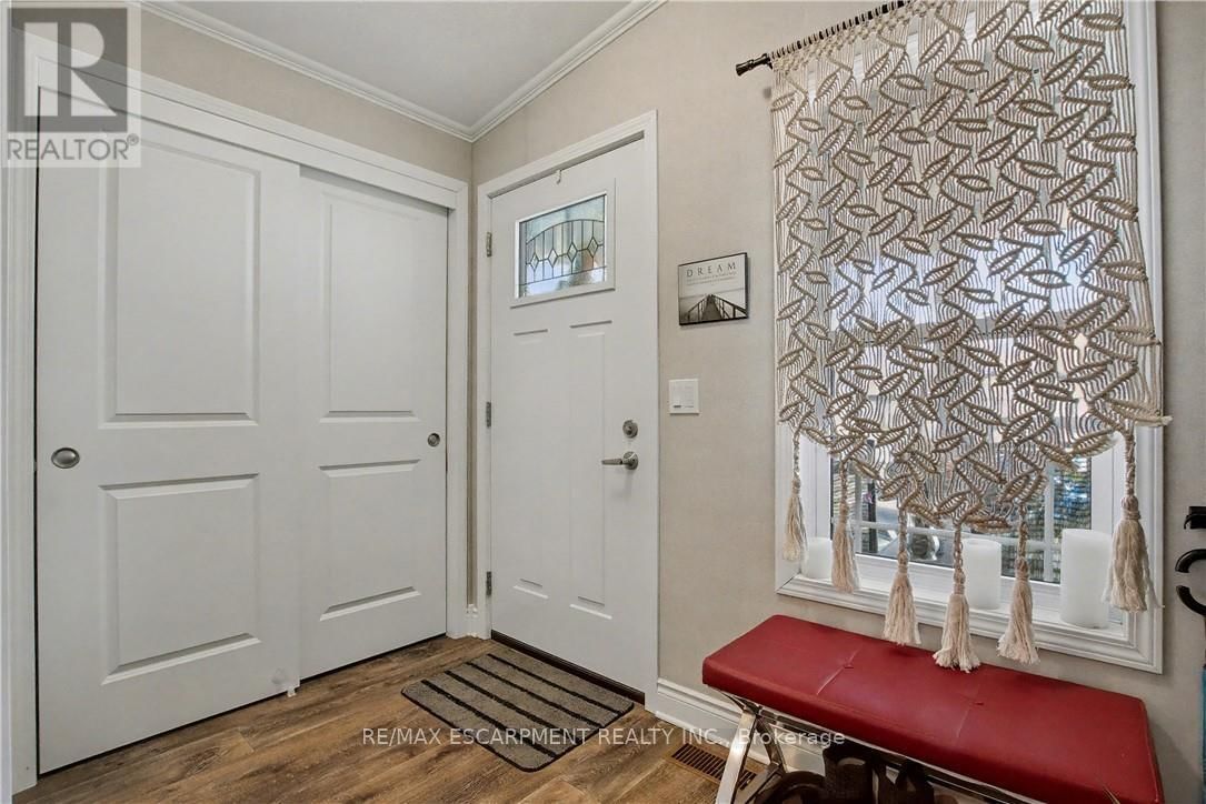 16 - 1429 SHEFFIELD ROAD Image 7