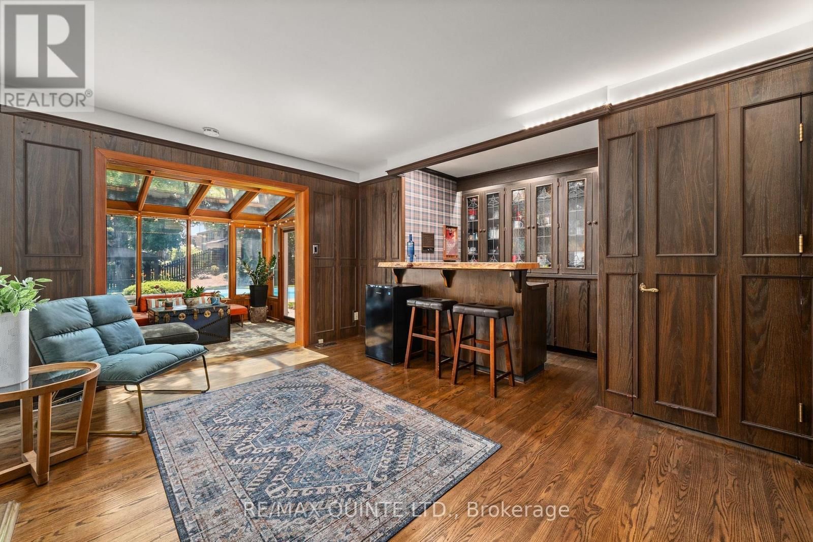 22 FOREST HILL CRESCENT Image 15