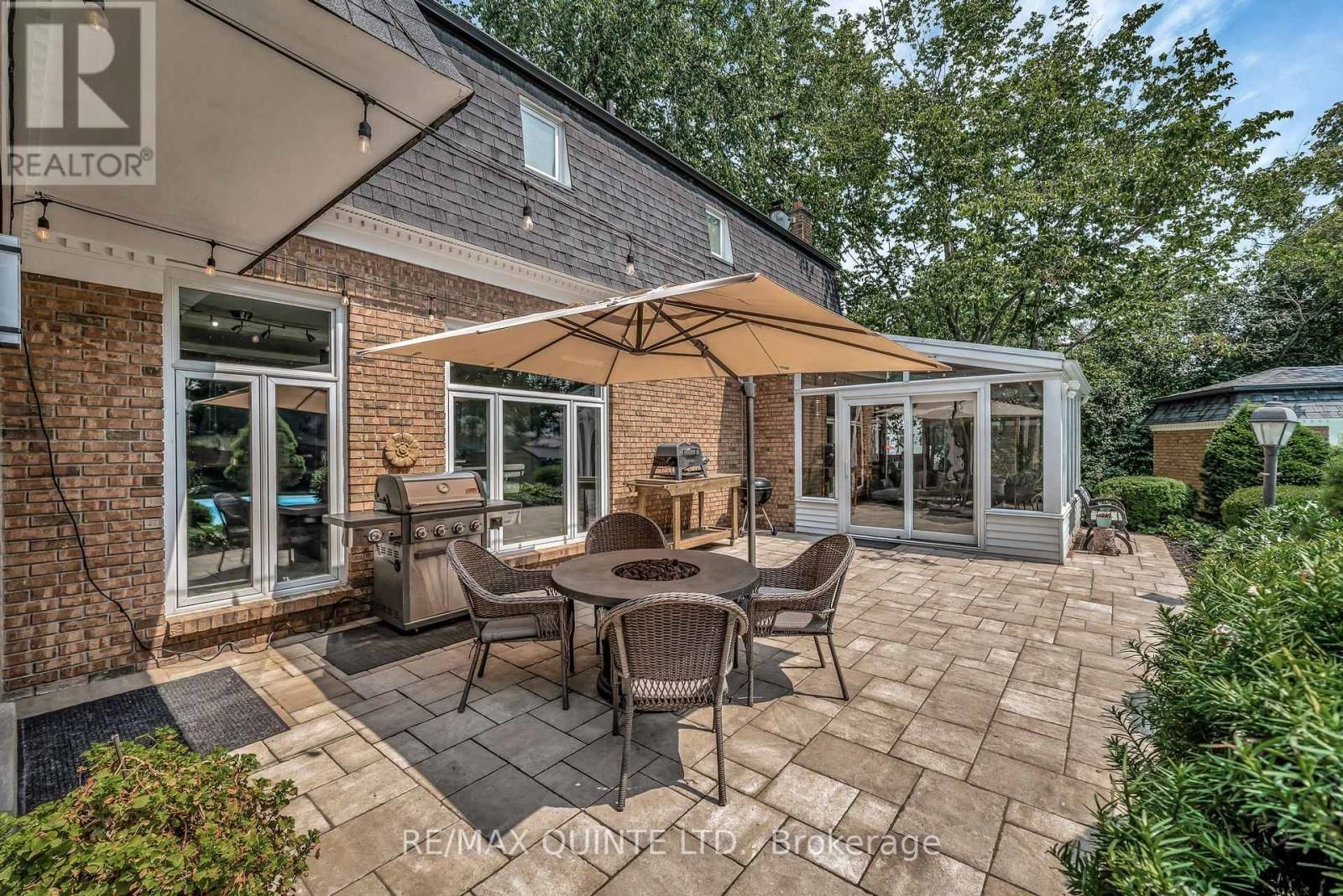 22 FOREST HILL CRESCENT Image 41