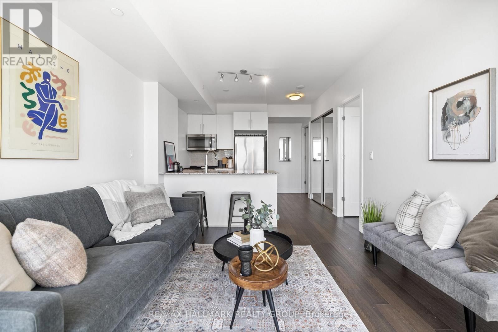 1906 - 485 RICHMOND ROAD Image 14