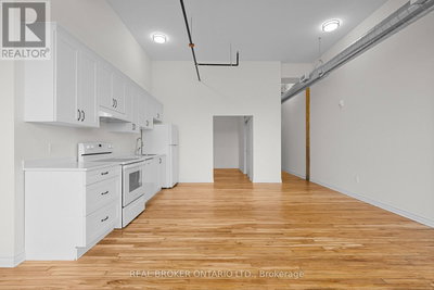 Image #1 of Commercial for Sale at Mill, Carleton Place, Ontario