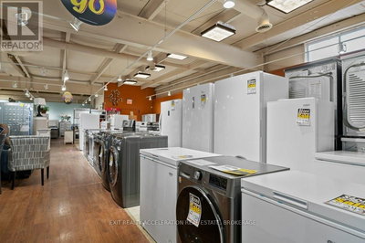 Image #1 of Commercial for Sale at Centre, Greater Napanee , Ontario