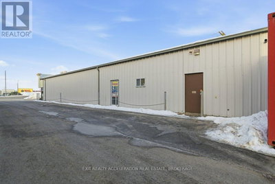 Image #1 of Commercial for Sale at Centre, Greater Napanee , Ontario