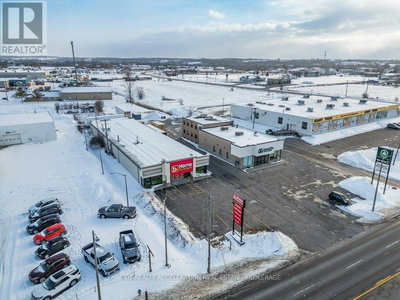 Image #1 of Commercial for Sale at Centre, Greater Napanee , Ontario
