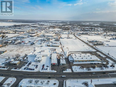 Image #1 of Commercial for Sale at Centre, Greater Napanee , Ontario