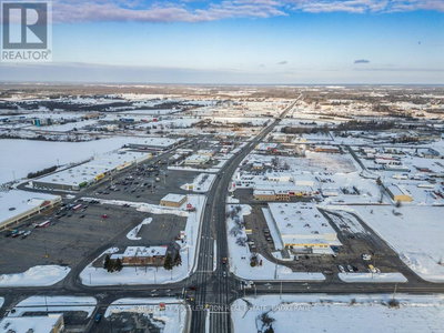 Image #1 of Commercial for Sale at Centre, Greater Napanee , Ontario
