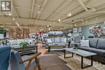 Image #1 of Commercial for Sale at Centre, Greater Napanee , Ontario