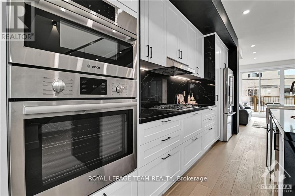 828 ALPINE AVENUE Image 10