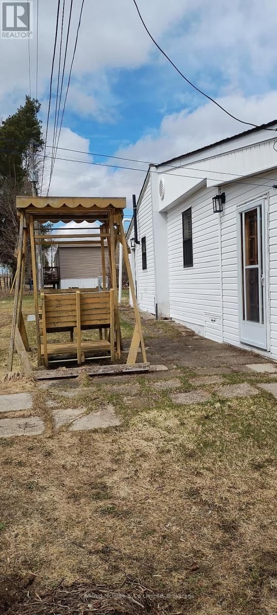 23 BLUEJAY COURT Image 31