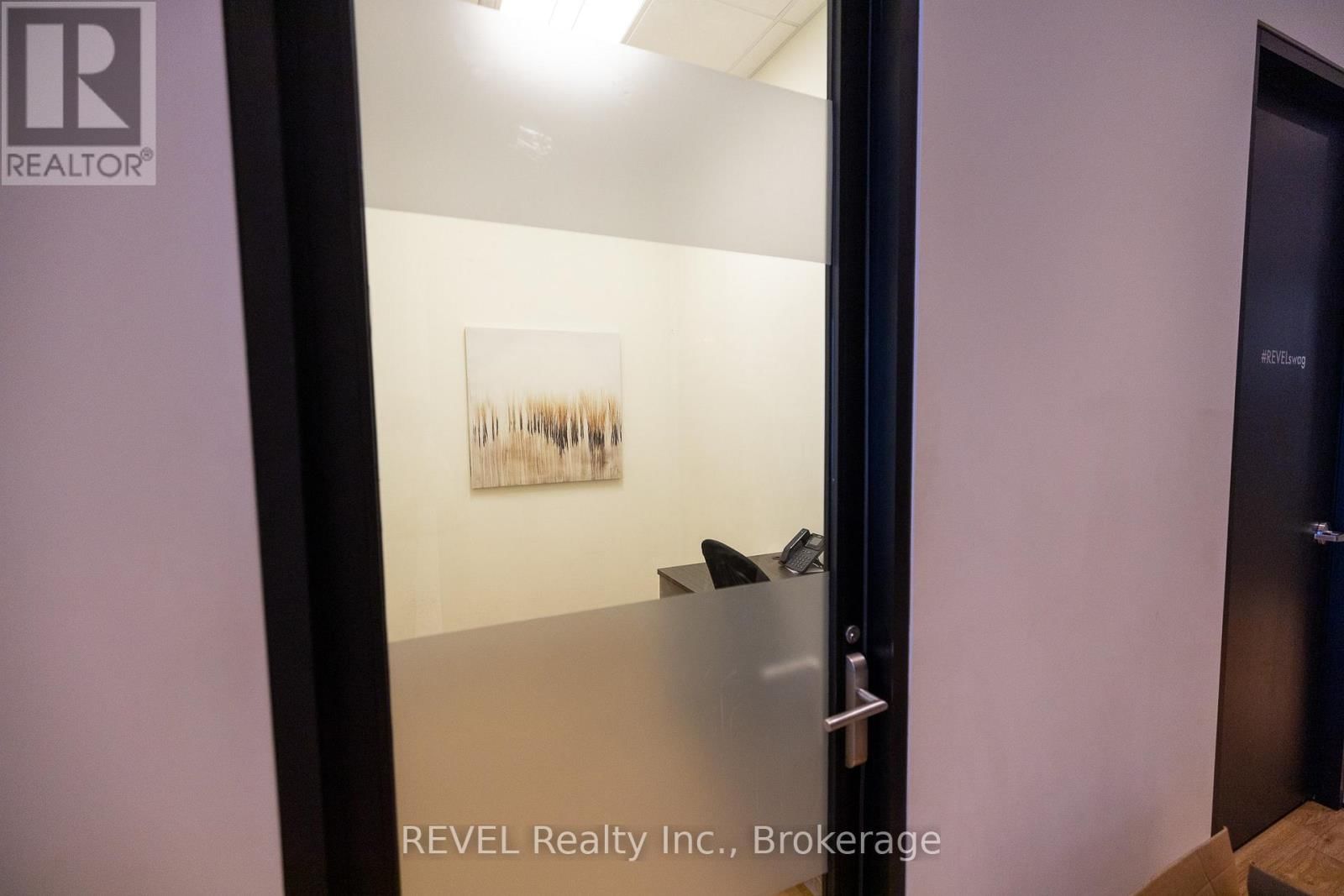 3D - 8685 LUNDYS LANE Image 2