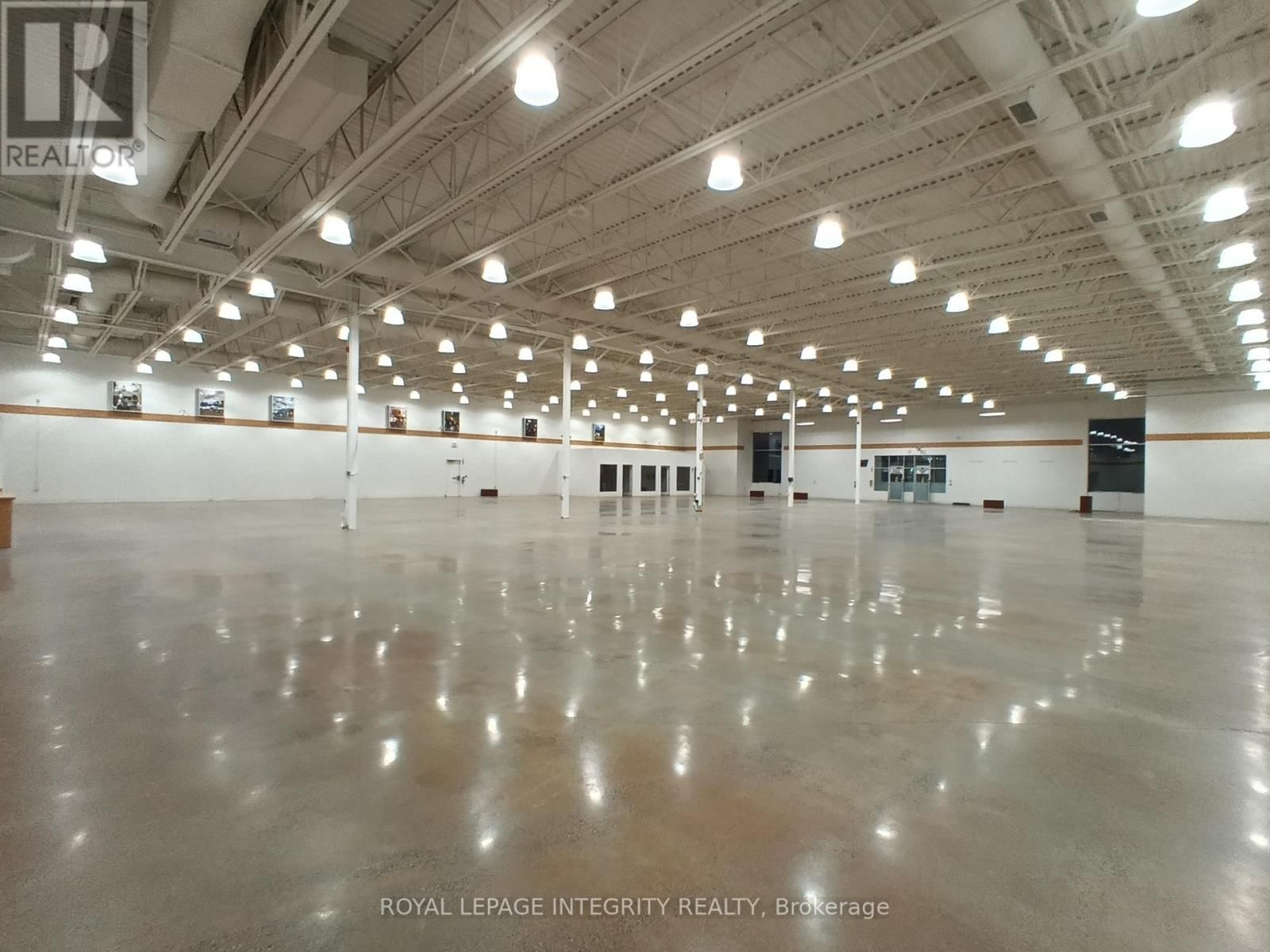 2747 CHAMBERLAND STREET Image 25