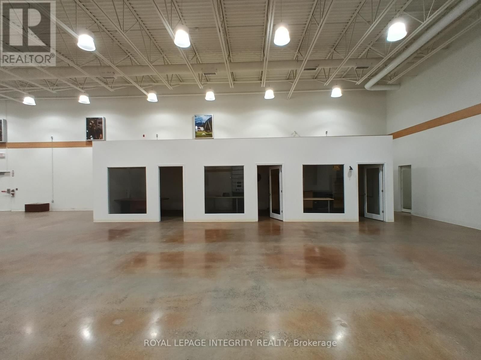 2747 CHAMBERLAND STREET Image 27