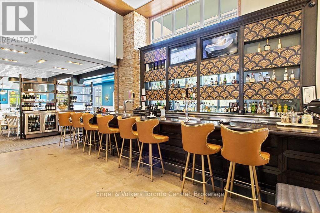 321 - 220 GORD CANNING DRIVE Image 11