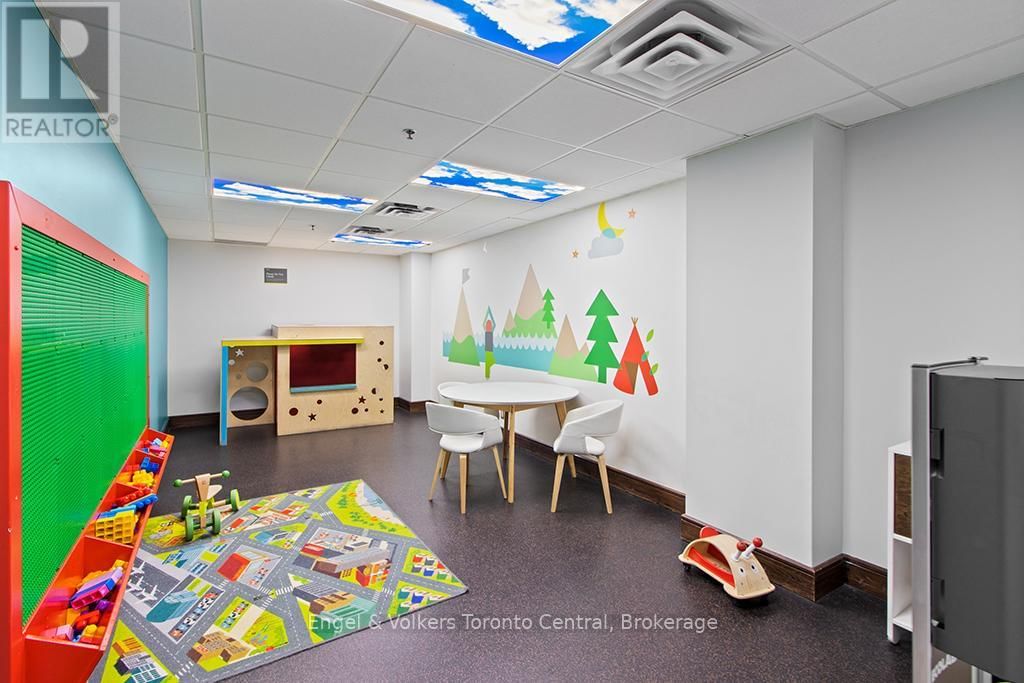 321 - 220 GORD CANNING DRIVE Image 48